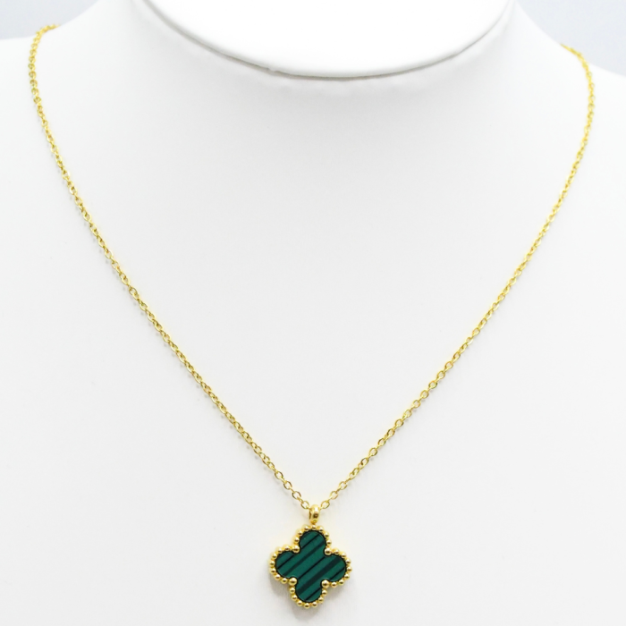 Collier trèfle acier doré avec pendentif vert Azméria