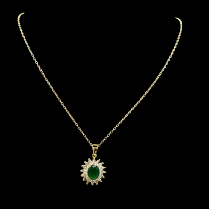Collier vert doré Eriande en plaqué or avec pierre centrale verte