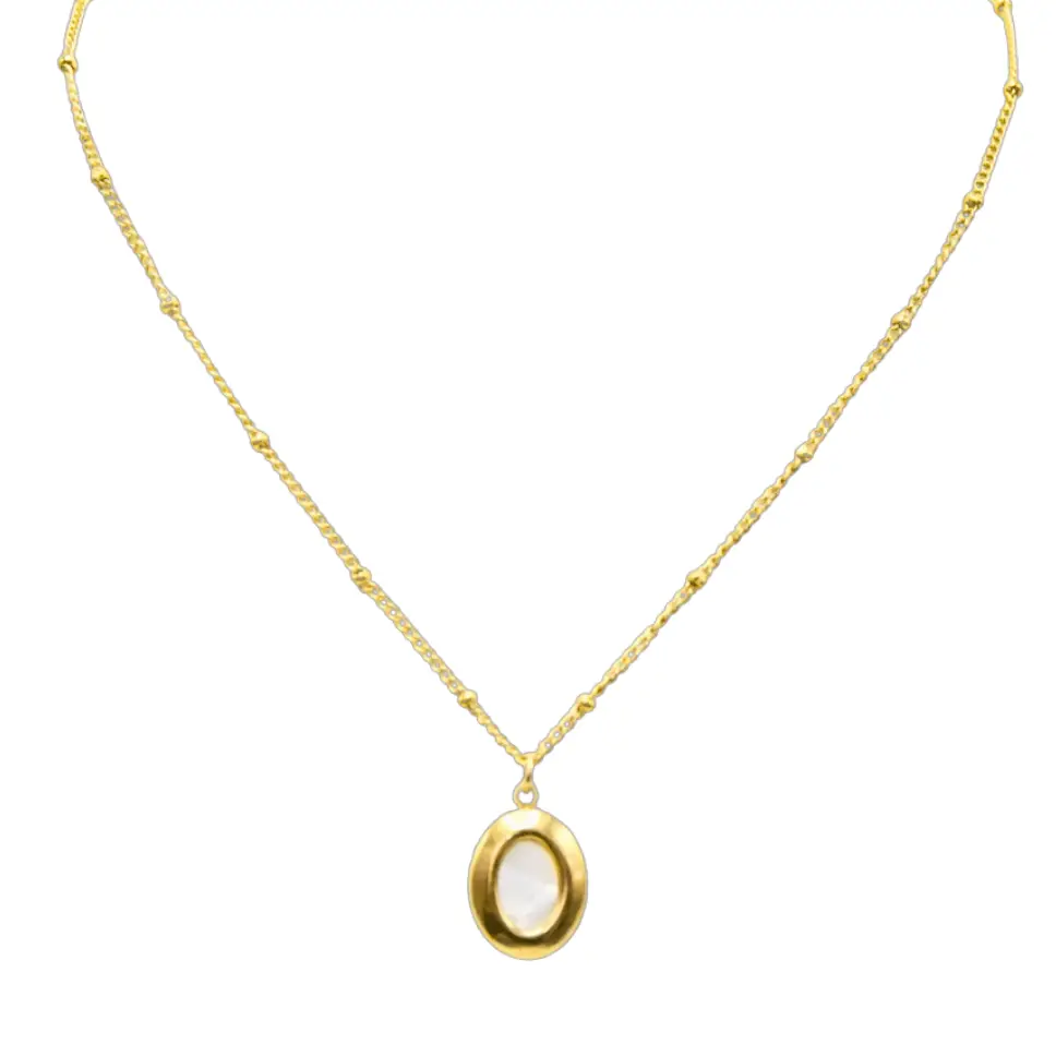 Collier doré nacre avec pendentif ovale – Mitsury Collier doré nacre avec pendentif ovale – Mitsury