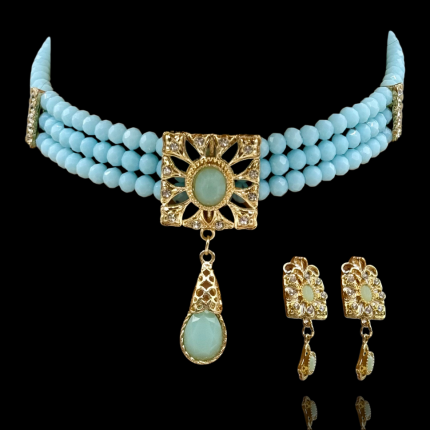 Ras du cou bleu mariage Elvenéa avec perles ciel et pendentif doré