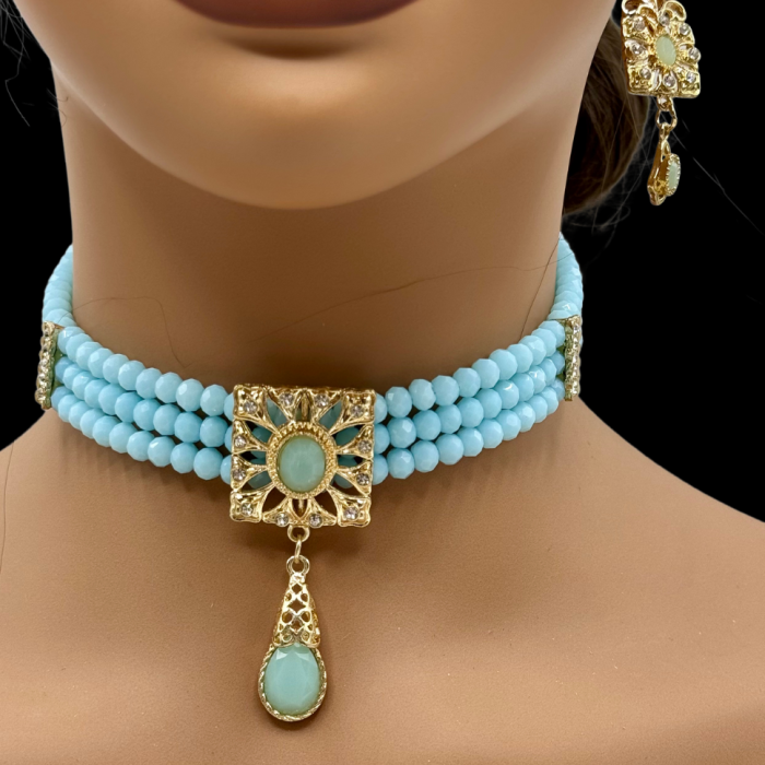 Ras du cou bleu mariage Elvenéa avec perles ciel et pendentif doré