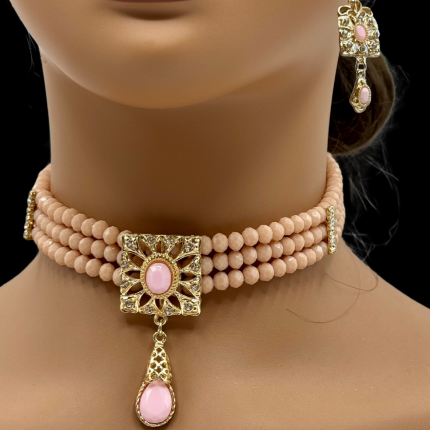 Ras du cou rose mariage festif Nirial en perles et doré avec pendentif central élégant
