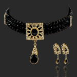 Ras du cou noir mariage oriental avec cristaux dorés